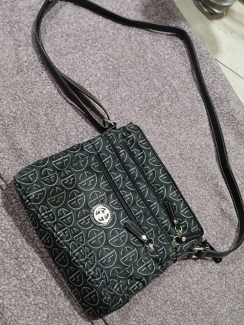 Giani Bernini Black and Silver Crossbody Bag